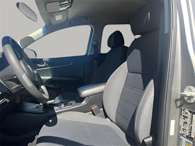 2018 Kia Sorento LX, available for sale in Stratford, Connecticut | Wiz Leasing Inc. Stratford, Connecticut 2018 Kia Sorento LX, available for sale in Stratford, Connecticut | Wiz Leasing Inc. Stratford, Connecticut