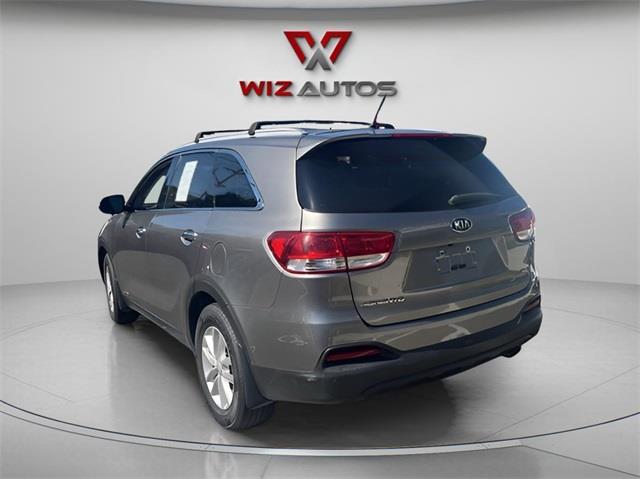 2018 Kia Sorento LX, available for sale in Stratford, Connecticut | Wiz Leasing Inc. Stratford, Connecticut 2018 Kia Sorento LX, available for sale in Stratford, Connecticut | Wiz Leasing Inc. Stratford, Connecticut