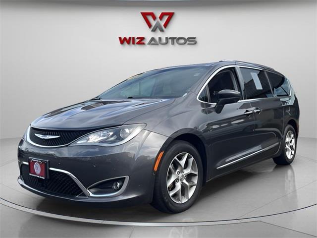 Used 2019 Chrysler Pacifica in Stratford, Connecticut | Wiz Leasing Inc. Stratford, Connecticut