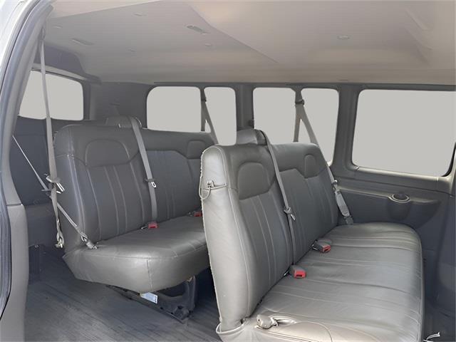 2018 Chevrolet Express 3500 LS, available for sale in Stratford, Connecticut | Wiz Leasing Inc. Stratford, Connecticut 2018 Chevrolet Express 3500 LS, available for sale in Stratford, Connecticut | Wiz Leasing Inc. Stratford, Connecticut