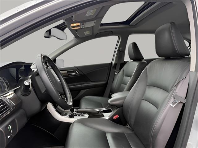 2017 Honda Accord Touring, available for sale in Stratford, Connecticut | Wiz Leasing Inc. Stratford, Connecticut 2017 Honda Accord Touring, available for sale in Stratford, Connecticut | Wiz Leasing Inc. Stratford, Connecticut