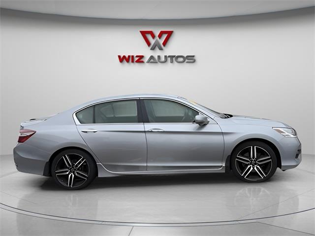 2017 Honda Accord Touring, available for sale in Stratford, Connecticut | Wiz Leasing Inc. Stratford, Connecticut 2017 Honda Accord Touring, available for sale in Stratford, Connecticut | Wiz Leasing Inc. Stratford, Connecticut