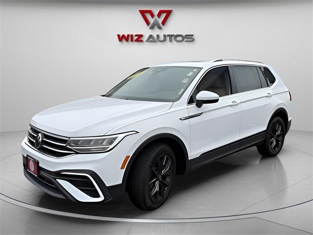 Used 2022 Volkswagen Tiguan in Stratford, Connecticut | Wiz Leasing Inc. Stratford, Connecticut