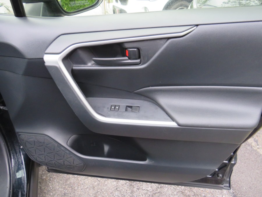 2019 Toyota RAV4 LE AWD (Natl), available for sale in Middle Village, New York | Road Masters II INC. Middle Village, New York 2019 Toyota RAV4 LE AWD (Natl), available for sale in Middle Village, New York | Road Masters II INC. Middle Village, New York