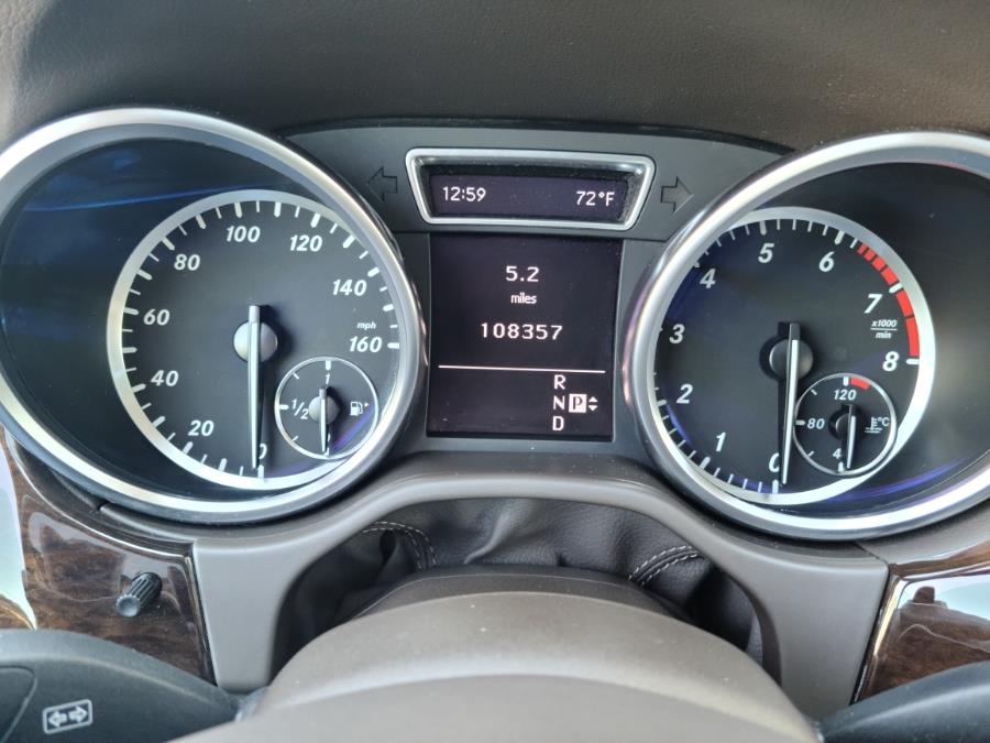 2012 Mercedes-Benz M-Class 4MATIC 4dr ML 350, available for sale in Milford, Connecticut | Chip's Auto Sales Inc. Milford, Connecticut 2012 Mercedes-Benz M-Class 4MATIC 4dr ML 350, available for sale in Milford, Connecticut | Chip's Auto Sales Inc. Milford, Connecticut