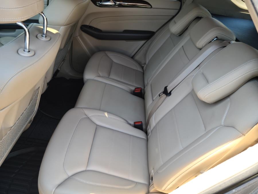 2012 Mercedes-Benz M-Class 4MATIC 4dr ML 350, available for sale in Milford, Connecticut | Chip's Auto Sales Inc. Milford, Connecticut 2012 Mercedes-Benz M-Class 4MATIC 4dr ML 350, available for sale in Milford, Connecticut | Chip's Auto Sales Inc. Milford, Connecticut