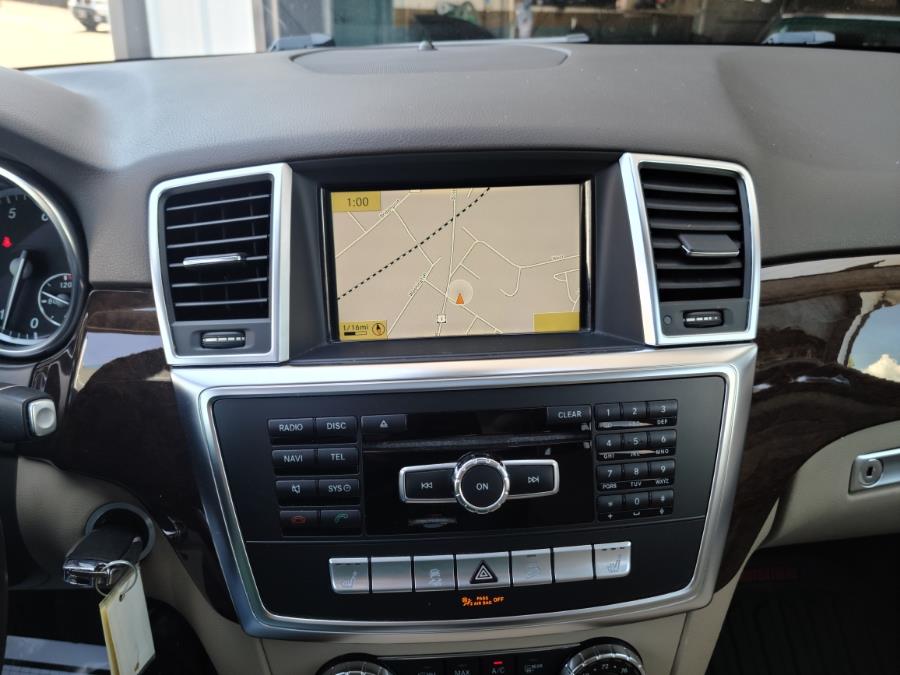 2012 Mercedes-Benz M-Class 4MATIC 4dr ML 350, available for sale in Milford, Connecticut | Chip's Auto Sales Inc. Milford, Connecticut 2012 Mercedes-Benz M-Class 4MATIC 4dr ML 350, available for sale in Milford, Connecticut | Chip's Auto Sales Inc. Milford, Connecticut