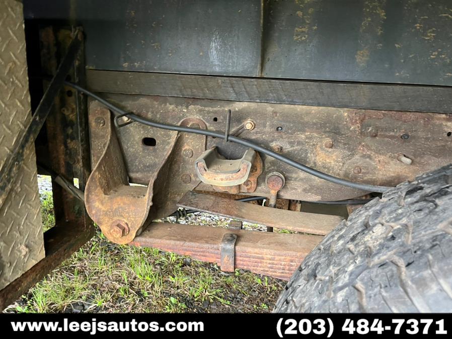 2007 Ford Super Duty F-350 DRW 2WD Reg Cab 165" WB 84" CA XL, available for sale in North Branford, Connecticut | LeeJ's Auto Sales & Service. North Branford, Connecticut 2007 Ford Super Duty F-350 DRW 2WD Reg Cab 165" WB 84" CA XL, available for sale in North Branford, Connecticut | LeeJ's Auto Sales & Service. North Branford, Connecticut