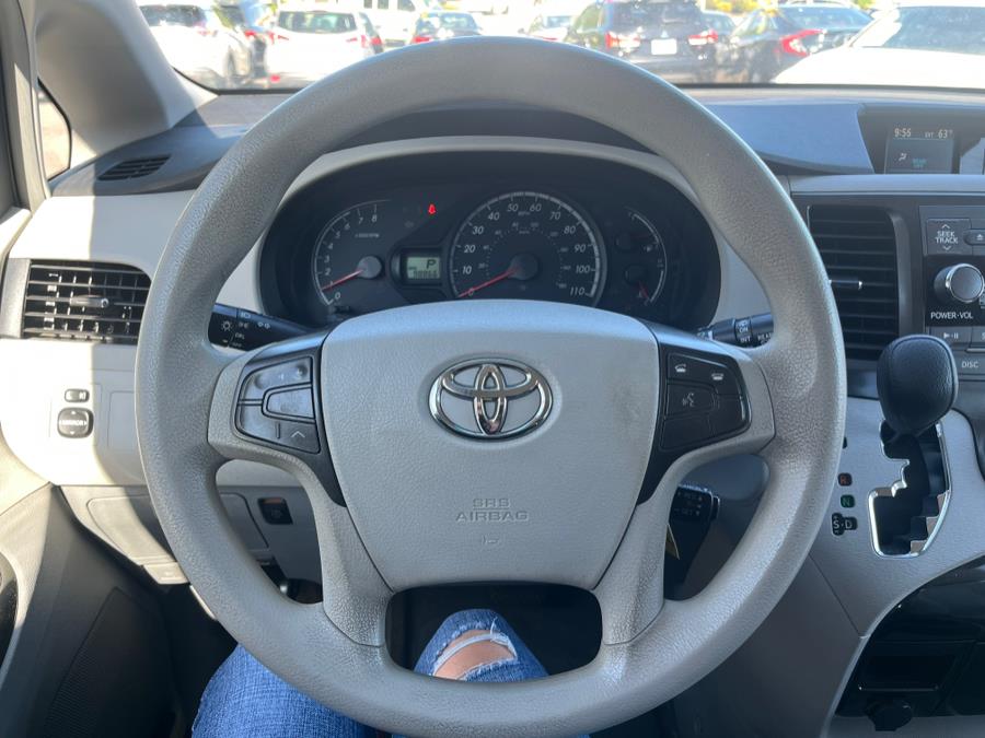 2014 Toyota Sienna 5dr 8-Pass Van V6 LE FWD (Natl) CLEAN CARFAX!!!, available for sale in Rosedale, New York | Sunrise Auto Sales. Rosedale, New York 2014 Toyota Sienna 5dr 8-Pass Van V6 LE FWD (Natl) CLEAN CARFAX!!!, available for sale in Rosedale, New York | Sunrise Auto Sales. Rosedale, New York