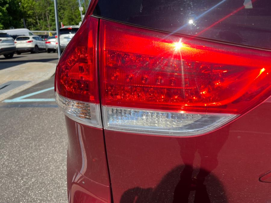 2014 Toyota Sienna 5dr 8-Pass Van V6 LE FWD (Natl) CLEAN CARFAX!!!, available for sale in Rosedale, New York | Sunrise Auto Sales. Rosedale, New York 2014 Toyota Sienna 5dr 8-Pass Van V6 LE FWD (Natl) CLEAN CARFAX!!!, available for sale in Rosedale, New York | Sunrise Auto Sales. Rosedale, New York