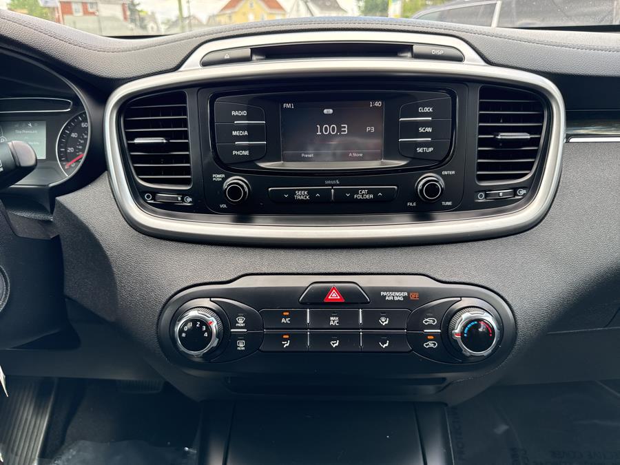 2018 Kia Sorento LX V6 AWD, available for sale in Little Ferry, New Jersey | Victoria Preowned Autos Inc. Little Ferry, New Jersey 2018 Kia Sorento LX V6 AWD, available for sale in Little Ferry, New Jersey | Victoria Preowned Autos Inc. Little Ferry, New Jersey