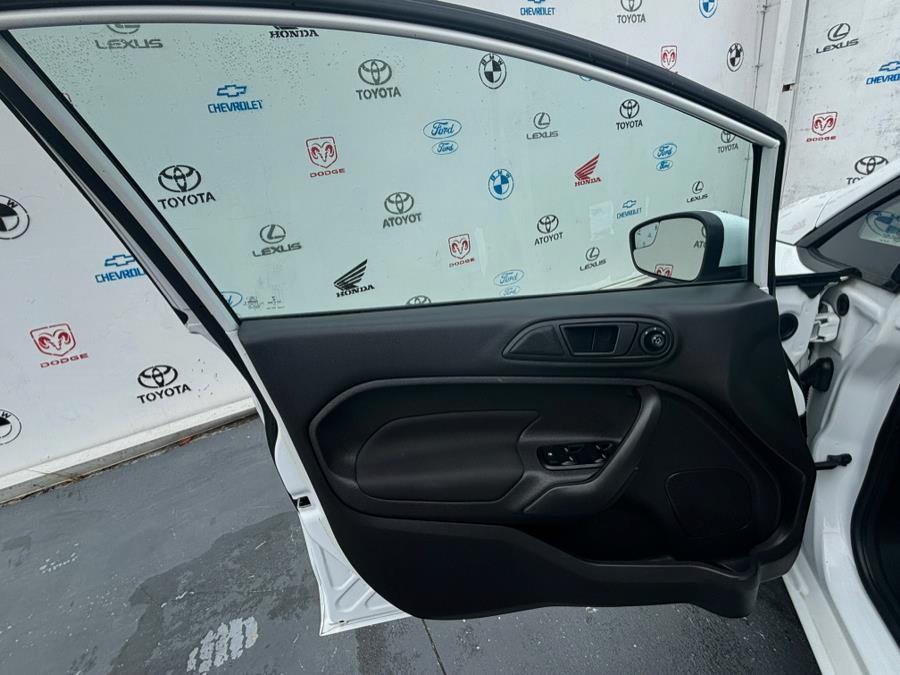 2017 Ford Fiesta SE Sedan, available for sale in Santa Ana, California | Auto Max Of Santa Ana. Santa Ana, California 2017 Ford Fiesta SE Sedan, available for sale in Santa Ana, California | Auto Max Of Santa Ana. Santa Ana, California