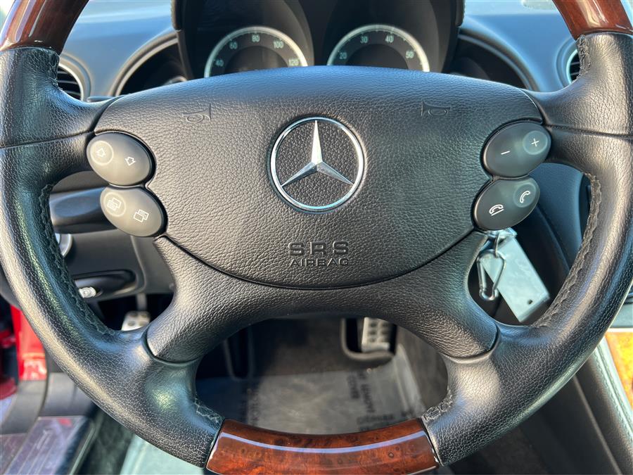 2007 Mercedes-Benz SL-Class 2dr Roadster 5.5L V8, available for sale in Canton, Connecticut | Lava Motors. Canton, Connecticut 2007 Mercedes-Benz SL-Class 2dr Roadster 5.5L V8, available for sale in Canton, Connecticut | Lava Motors. Canton, Connecticut