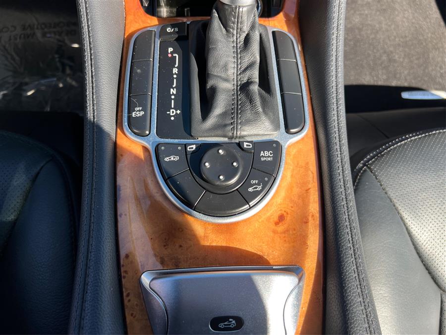 2007 Mercedes-Benz SL-Class 2dr Roadster 5.5L V8, available for sale in Canton, Connecticut | Lava Motors. Canton, Connecticut 2007 Mercedes-Benz SL-Class 2dr Roadster 5.5L V8, available for sale in Canton, Connecticut | Lava Motors. Canton, Connecticut