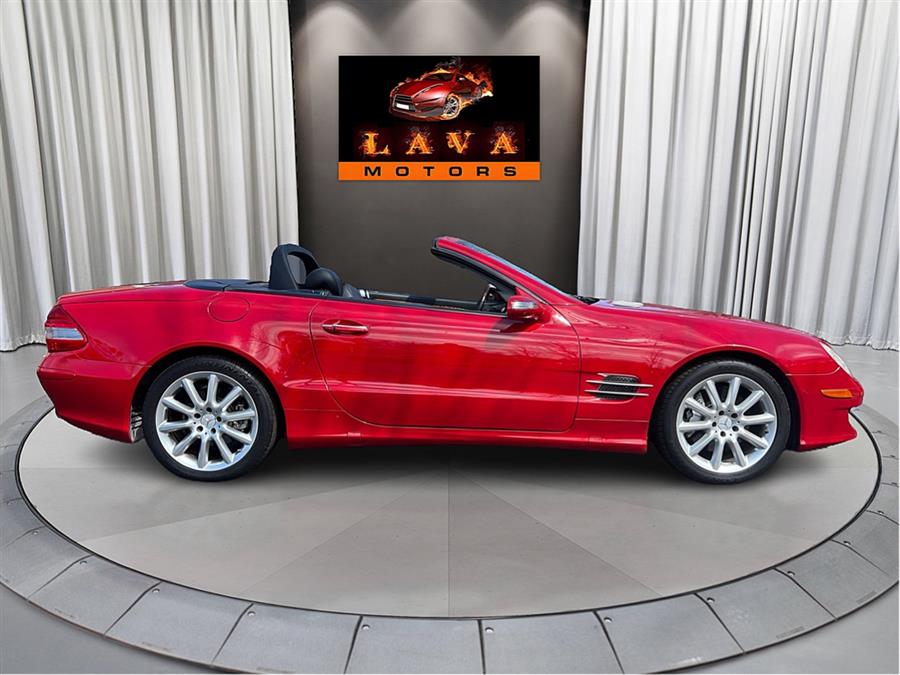 2007 Mercedes-Benz SL-Class 2dr Roadster 5.5L V8, available for sale in Canton, Connecticut | Lava Motors. Canton, Connecticut 2007 Mercedes-Benz SL-Class 2dr Roadster 5.5L V8, available for sale in Canton, Connecticut | Lava Motors. Canton, Connecticut