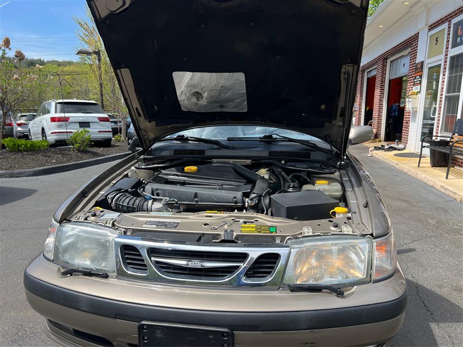 2003 Saab 9-3 2dr Conv SE, available for sale in Canton, Connecticut | Lava Motors. Canton, Connecticut 2003 Saab 9-3 2dr Conv SE, available for sale in Canton, Connecticut | Lava Motors. Canton, Connecticut