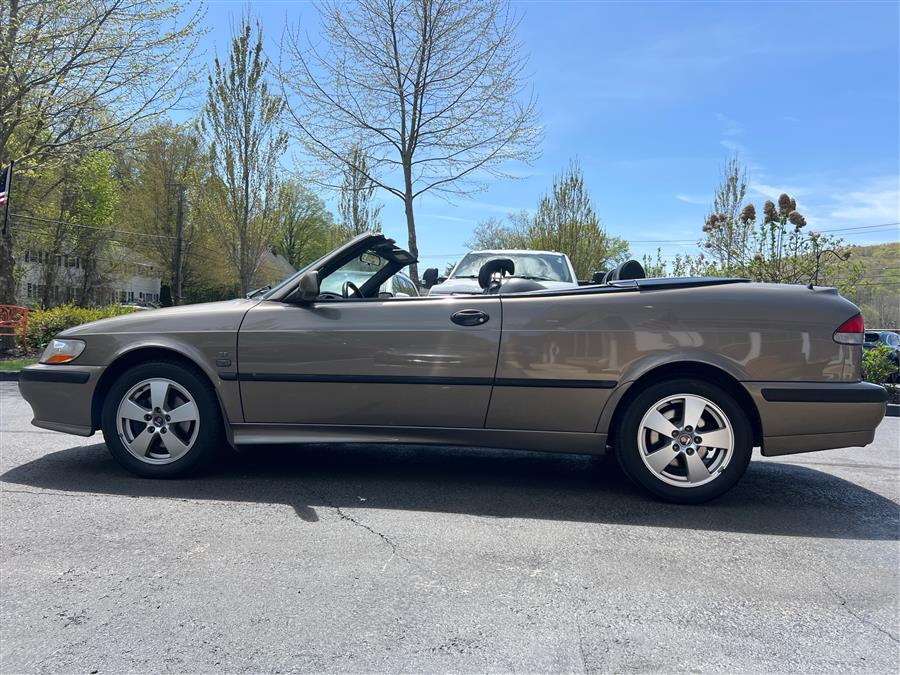 2003 Saab 9-3 2dr Conv SE, available for sale in Canton, Connecticut | Lava Motors. Canton, Connecticut 2003 Saab 9-3 2dr Conv SE, available for sale in Canton, Connecticut | Lava Motors. Canton, Connecticut