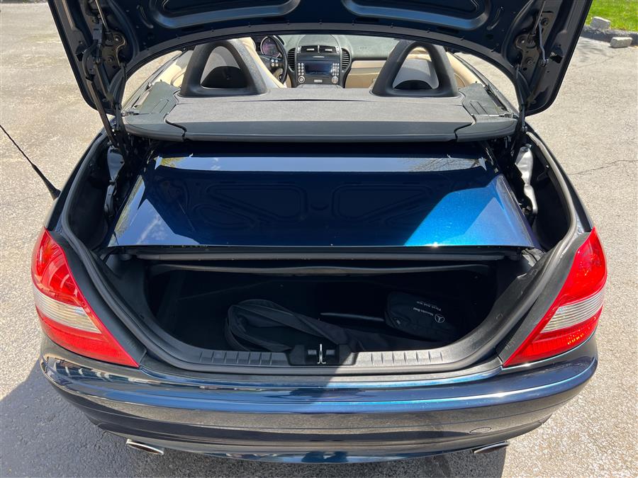 2006 Mercedes-Benz SLK-Class Roadster 3.0L, available for sale in Canton, Connecticut | Lava Motors. Canton, Connecticut 2006 Mercedes-Benz SLK-Class Roadster 3.0L, available for sale in Canton, Connecticut | Lava Motors. Canton, Connecticut