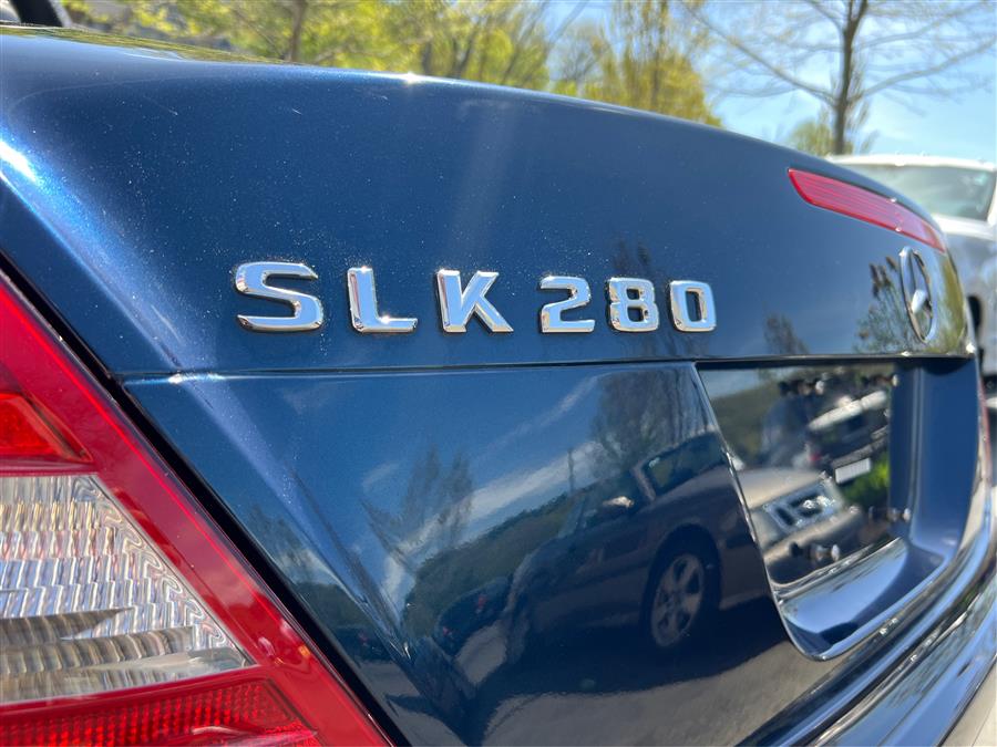 2006 Mercedes-Benz SLK-Class Roadster 3.0L, available for sale in Canton, Connecticut | Lava Motors. Canton, Connecticut 2006 Mercedes-Benz SLK-Class Roadster 3.0L, available for sale in Canton, Connecticut | Lava Motors. Canton, Connecticut