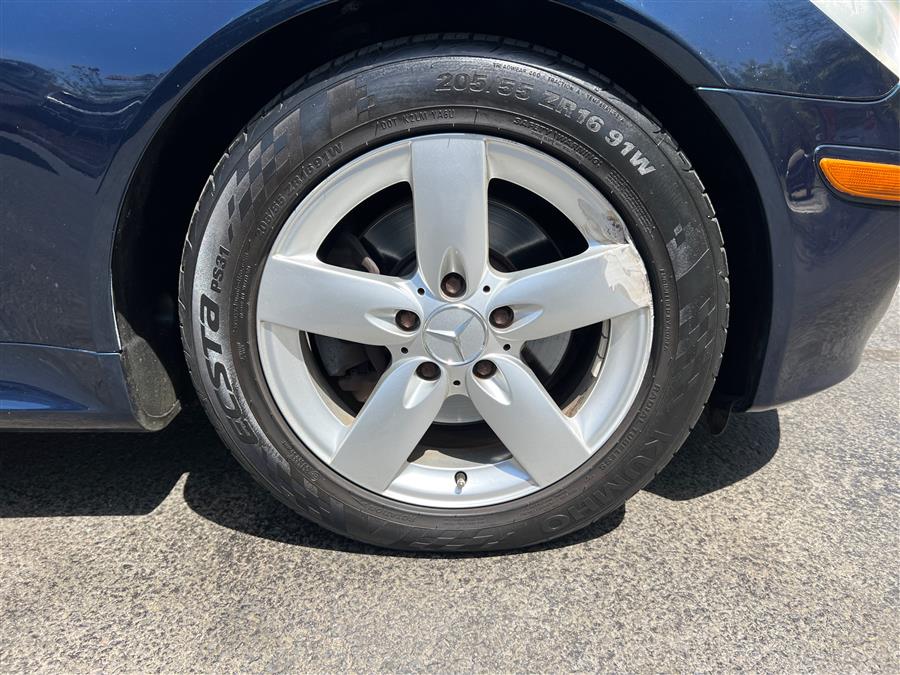 2006 Mercedes-Benz SLK-Class Roadster 3.0L, available for sale in Canton, Connecticut | Lava Motors. Canton, Connecticut 2006 Mercedes-Benz SLK-Class Roadster 3.0L, available for sale in Canton, Connecticut | Lava Motors. Canton, Connecticut
