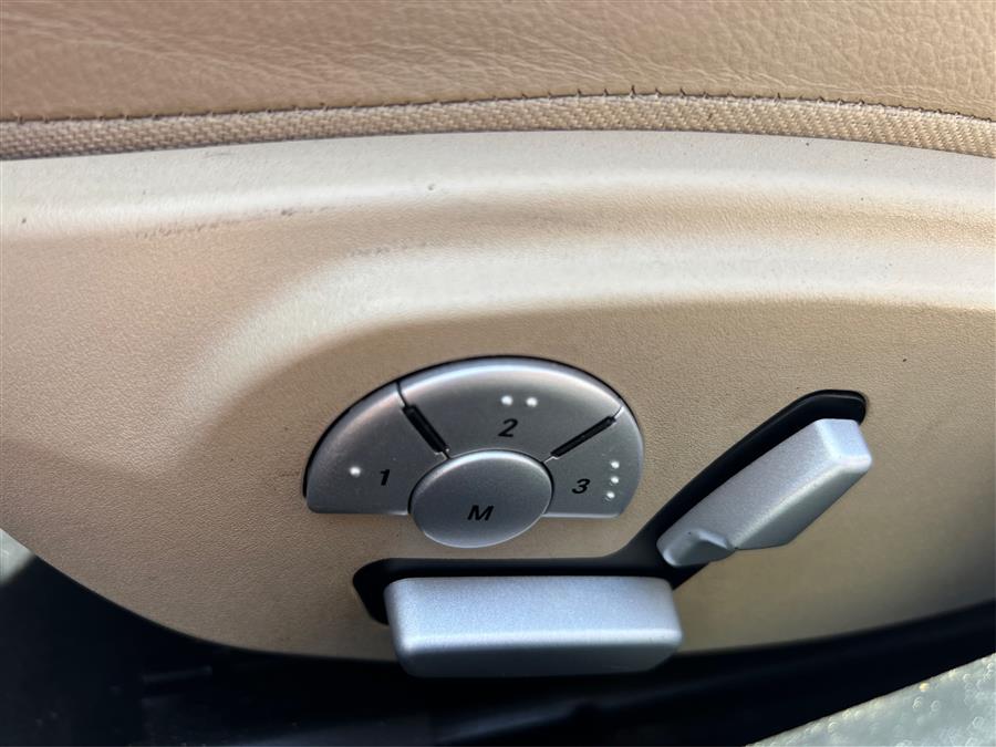 2006 Mercedes-Benz SLK-Class Roadster 3.0L, available for sale in Canton, Connecticut | Lava Motors. Canton, Connecticut 2006 Mercedes-Benz SLK-Class Roadster 3.0L, available for sale in Canton, Connecticut | Lava Motors. Canton, Connecticut
