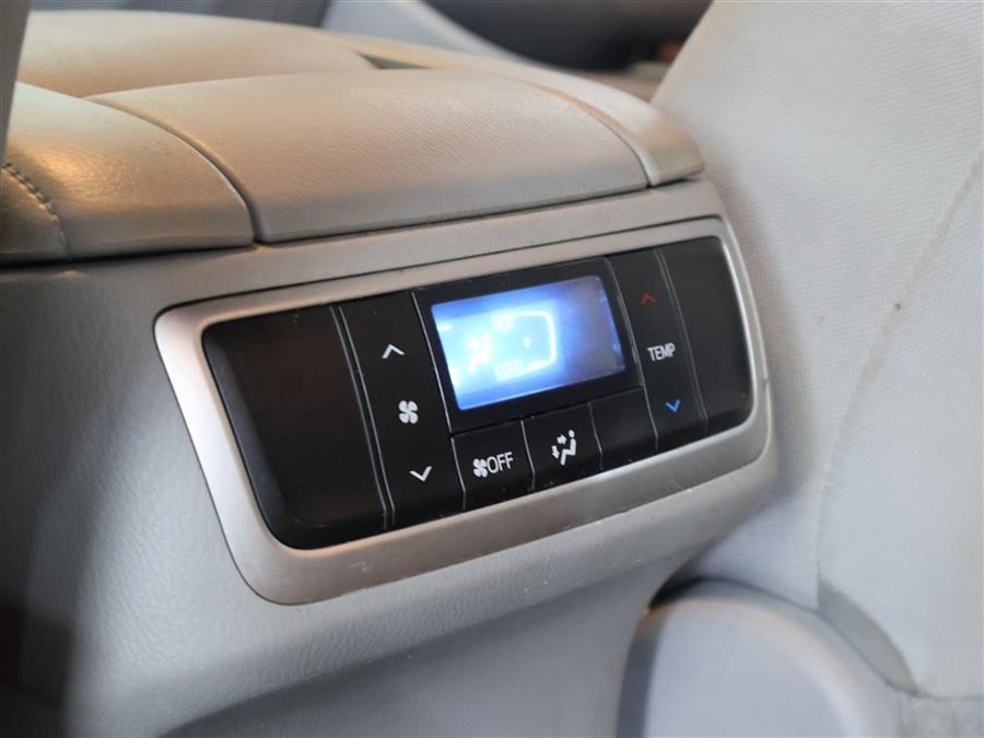 2018 Toyota Highlander LE, available for sale in Paterson, New Jersey | Fast Track Motors. Paterson, New Jersey 2018 Toyota Highlander LE, available for sale in Paterson, New Jersey | Fast Track Motors. Paterson, New Jersey
