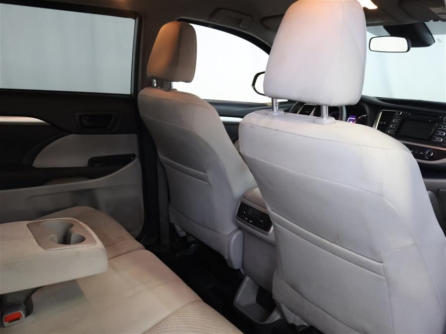 2018 Toyota Highlander LE, available for sale in Paterson, New Jersey | Fast Track Motors. Paterson, New Jersey 2018 Toyota Highlander LE, available for sale in Paterson, New Jersey | Fast Track Motors. Paterson, New Jersey