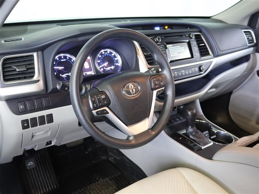 2018 Toyota Highlander LE, available for sale in Paterson, New Jersey | Fast Track Motors. Paterson, New Jersey 2018 Toyota Highlander LE, available for sale in Paterson, New Jersey | Fast Track Motors. Paterson, New Jersey