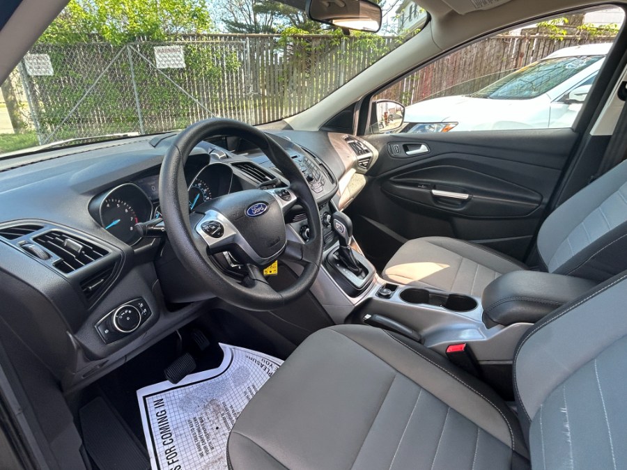 2015 Ford Escape 4WD 4dr SE, available for sale in West Babylon, New York | New Gen Auto Group. West Babylon, New York 2015 Ford Escape 4WD 4dr SE, available for sale in West Babylon, New York | New Gen Auto Group. West Babylon, New York