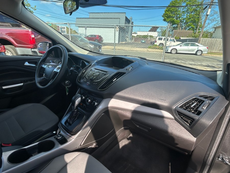 2015 Ford Escape 4WD 4dr SE, available for sale in West Babylon, New York | New Gen Auto Group. West Babylon, New York 2015 Ford Escape 4WD 4dr SE, available for sale in West Babylon, New York | New Gen Auto Group. West Babylon, New York