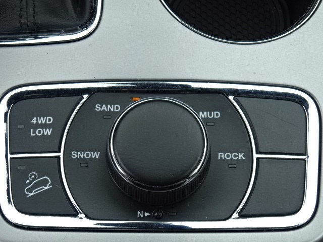 2019 Jeep Grand Cherokee Limited 4x4, available for sale in Newton, Massachusetts | Jacob Auto Sales. Newton, Massachusetts 2019 Jeep Grand Cherokee Limited 4x4, available for sale in Newton, Massachusetts | Jacob Auto Sales. Newton, Massachusetts