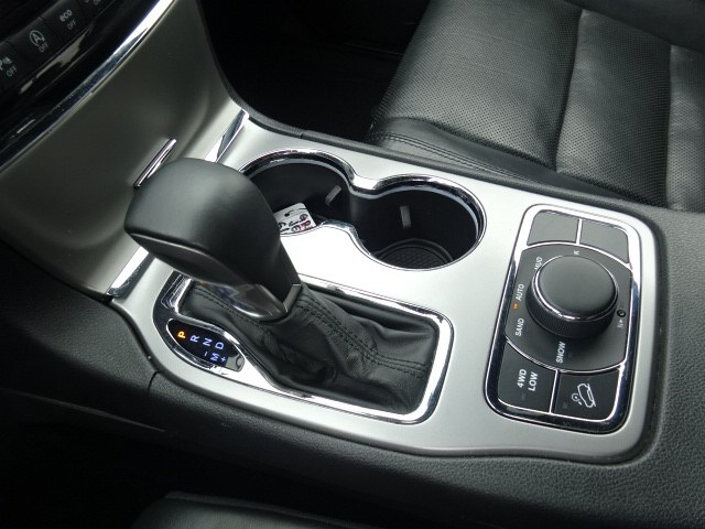 2019 Jeep Grand Cherokee Limited 4x4, available for sale in Newton, Massachusetts | Jacob Auto Sales. Newton, Massachusetts 2019 Jeep Grand Cherokee Limited 4x4, available for sale in Newton, Massachusetts | Jacob Auto Sales. Newton, Massachusetts