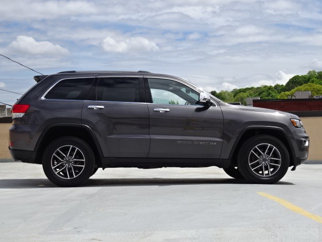 2019 Jeep Grand Cherokee Limited 4x4, available for sale in Newton, Massachusetts | Jacob Auto Sales. Newton, Massachusetts 2019 Jeep Grand Cherokee Limited 4x4, available for sale in Newton, Massachusetts | Jacob Auto Sales. Newton, Massachusetts