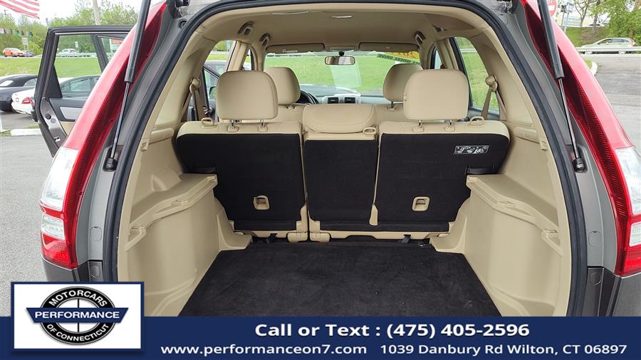 2011 Honda CR-V 4WD 5dr LX, available for sale in Wilton, Connecticut | Performance Motor Cars Of Connecticut LLC. Wilton, Connecticut 2011 Honda CR-V 4WD 5dr LX, available for sale in Wilton, Connecticut | Performance Motor Cars Of Connecticut LLC. Wilton, Connecticut