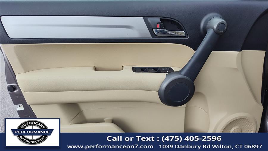 2011 Honda CR-V 4WD 5dr LX, available for sale in Wilton, Connecticut | Performance Motor Cars Of Connecticut LLC. Wilton, Connecticut 2011 Honda CR-V 4WD 5dr LX, available for sale in Wilton, Connecticut | Performance Motor Cars Of Connecticut LLC. Wilton, Connecticut