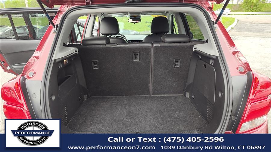 2022 Chevrolet Trax AWD 4dr LT, available for sale in Wilton, Connecticut | Performance Motor Cars Of Connecticut LLC. Wilton, Connecticut 2022 Chevrolet Trax AWD 4dr LT, available for sale in Wilton, Connecticut | Performance Motor Cars Of Connecticut LLC. Wilton, Connecticut