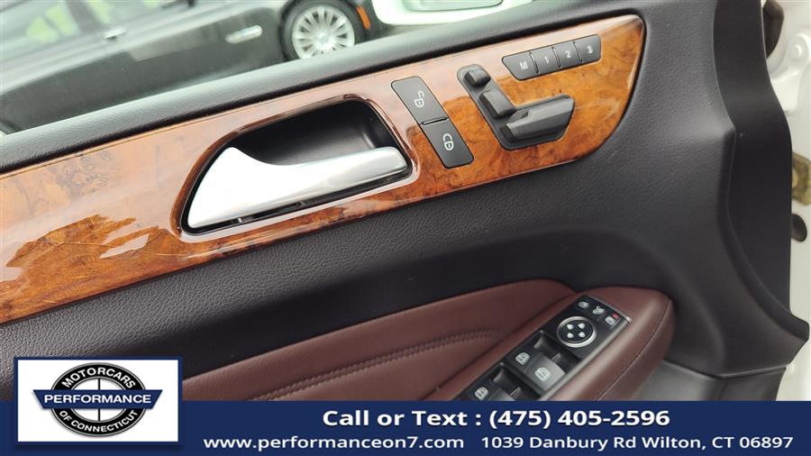 2014 Mercedes-Benz M-Class 4MATIC 4dr ML 350, available for sale in Wilton, Connecticut | Performance Motor Cars Of Connecticut LLC. Wilton, Connecticut 2014 Mercedes-Benz M-Class 4MATIC 4dr ML 350, available for sale in Wilton, Connecticut | Performance Motor Cars Of Connecticut LLC. Wilton, Connecticut