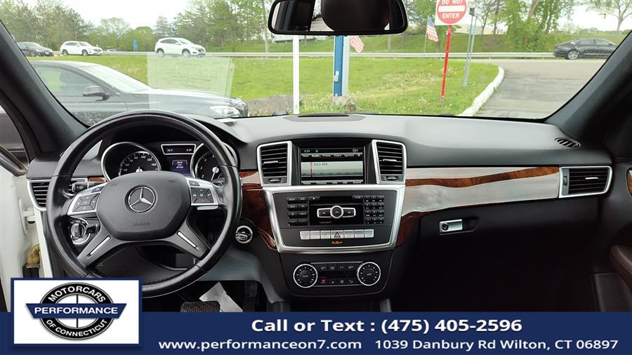 2014 Mercedes-Benz M-Class 4MATIC 4dr ML 350, available for sale in Wilton, Connecticut | Performance Motor Cars Of Connecticut LLC. Wilton, Connecticut 2014 Mercedes-Benz M-Class 4MATIC 4dr ML 350, available for sale in Wilton, Connecticut | Performance Motor Cars Of Connecticut LLC. Wilton, Connecticut