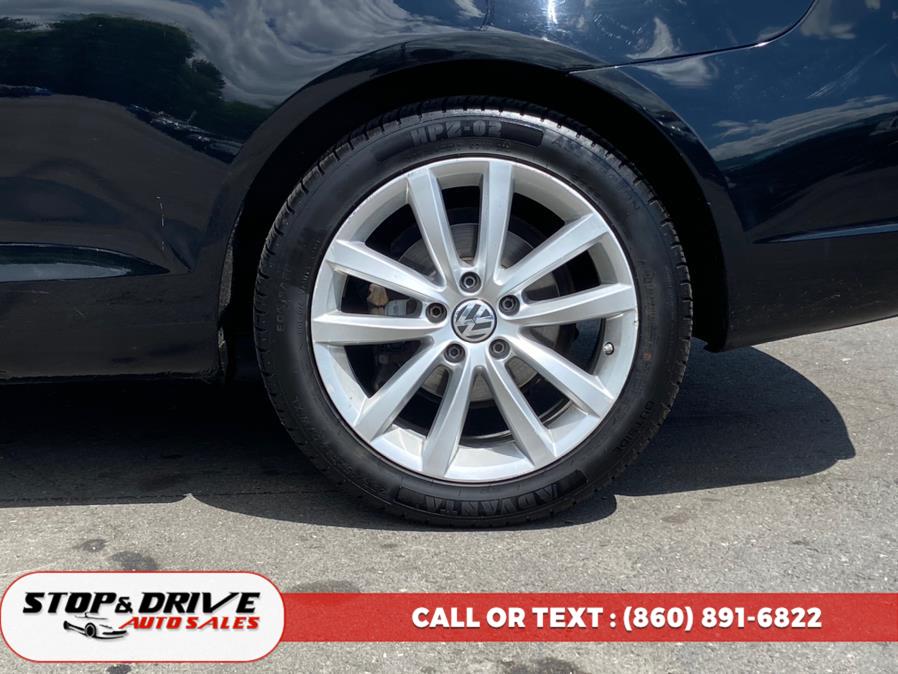 2012 Volkswagen Eos 2dr Conv Komfort SULEV, available for sale in East Windsor, Connecticut | Stop & Drive Auto Sales. East Windsor, Connecticut 2012 Volkswagen Eos 2dr Conv Komfort SULEV, available for sale in East Windsor, Connecticut | Stop & Drive Auto Sales. East Windsor, Connecticut