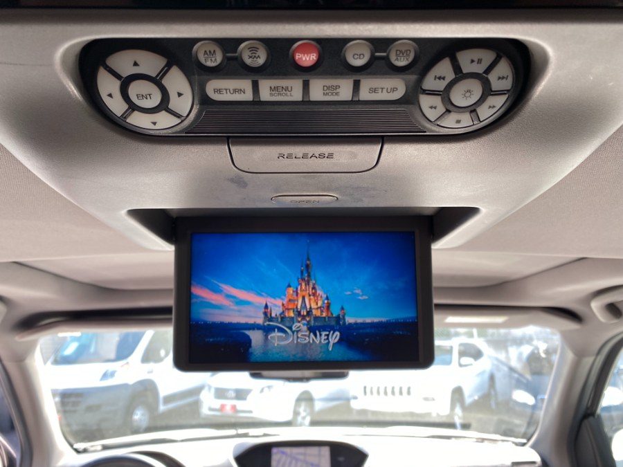 2013 Honda Pilot 4WD 4dr Touring w/RES & Navi, available for sale in Paterson, New Jersey | DZ Automall. Paterson, New Jersey 2013 Honda Pilot 4WD 4dr Touring w/RES & Navi, available for sale in Paterson, New Jersey | DZ Automall. Paterson, New Jersey