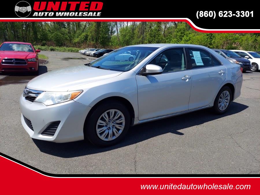 Used 2014 Toyota Camry in East Windsor, Connecticut | United Auto Sales of E Windsor, Inc. East Windsor, Connecticut