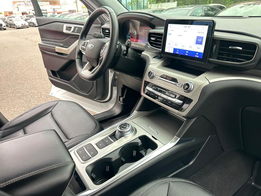 2020 Ford Explorer XLT RWD, available for sale in Inwood, New York | 5 Towns Drive. Inwood, New York 2020 Ford Explorer XLT RWD, available for sale in Inwood, New York | 5 Towns Drive. Inwood, New York