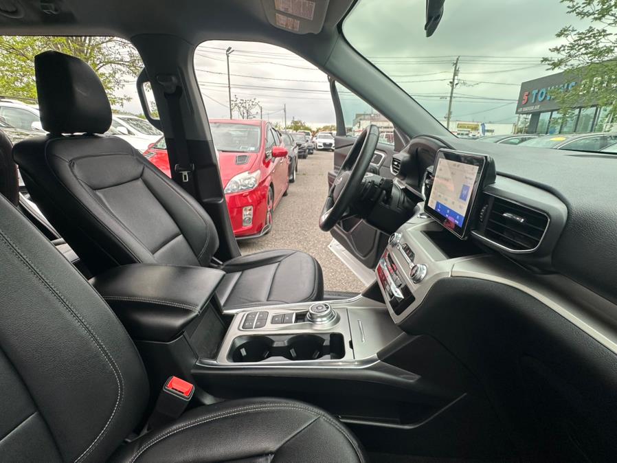 2020 Ford Explorer XLT RWD, available for sale in Inwood, New York | 5 Towns Drive. Inwood, New York 2020 Ford Explorer XLT RWD, available for sale in Inwood, New York | 5 Towns Drive. Inwood, New York