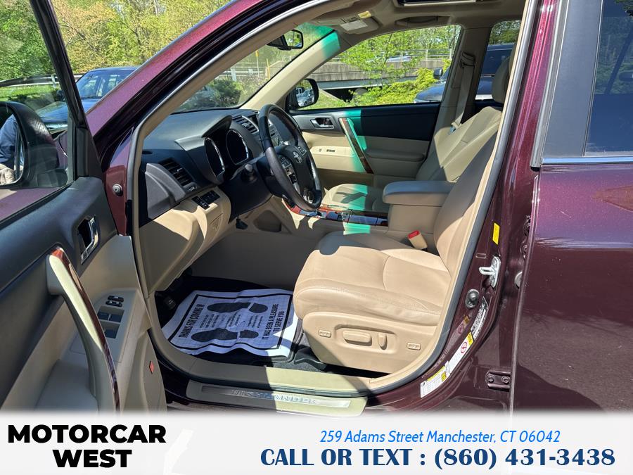 2011 Toyota Highlander 4WD 4dr V6 Limited, available for sale in Manchester, Connecticut | Motorcar West. Manchester, Connecticut 2011 Toyota Highlander 4WD 4dr V6 Limited, available for sale in Manchester, Connecticut | Motorcar West. Manchester, Connecticut