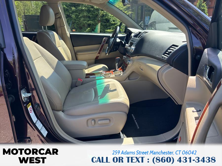 2011 Toyota Highlander 4WD 4dr V6 Limited, available for sale in Manchester, Connecticut | Motorcar West. Manchester, Connecticut 2011 Toyota Highlander 4WD 4dr V6 Limited, available for sale in Manchester, Connecticut | Motorcar West. Manchester, Connecticut