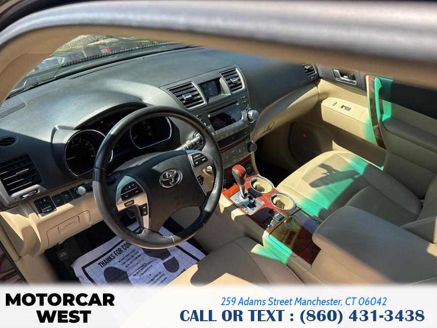 2011 Toyota Highlander 4WD 4dr V6 Limited, available for sale in Manchester, Connecticut | Motorcar West. Manchester, Connecticut 2011 Toyota Highlander 4WD 4dr V6 Limited, available for sale in Manchester, Connecticut | Motorcar West. Manchester, Connecticut
