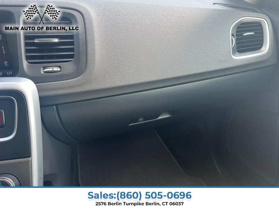 2013 Volvo S60 4dr Sdn T6 AWD, available for sale in Berlin, Connecticut | Main Auto of Berlin. Berlin, Connecticut 2013 Volvo S60 4dr Sdn T6 AWD, available for sale in Berlin, Connecticut | Main Auto of Berlin. Berlin, Connecticut