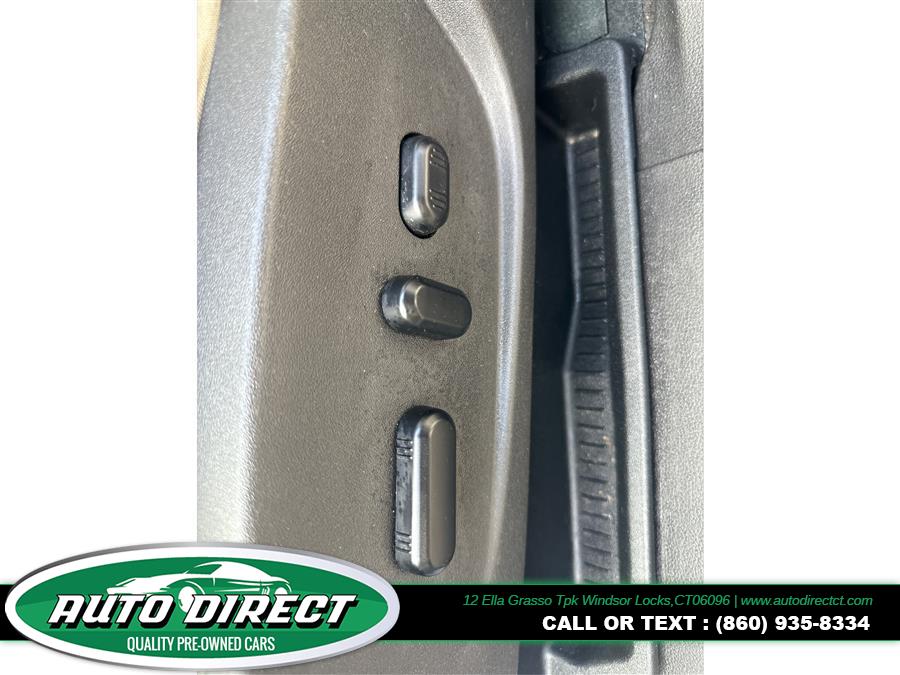 2018 Ford Escape Titanium 4WD, available for sale in Windsor Locks, Connecticut | Auto Direct LLC. Windsor Locks, Connecticut 2018 Ford Escape Titanium 4WD, available for sale in Windsor Locks, Connecticut | Auto Direct LLC. Windsor Locks, Connecticut
