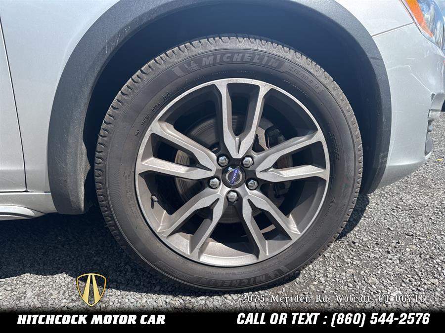 2015 Volvo V60 Cross Country T5, available for sale in Wolcott, Connecticut | Hitchcock Motor Car. Wolcott, Connecticut 2015 Volvo V60 Cross Country T5, available for sale in Wolcott, Connecticut | Hitchcock Motor Car. Wolcott, Connecticut
