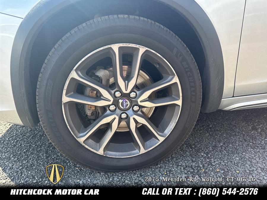2015 Volvo V60 Cross Country T5, available for sale in Wolcott, Connecticut | Hitchcock Motor Car. Wolcott, Connecticut 2015 Volvo V60 Cross Country T5, available for sale in Wolcott, Connecticut | Hitchcock Motor Car. Wolcott, Connecticut